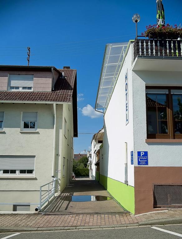 Hotel Heidelberger Tor Dossenheim Exteriör bild